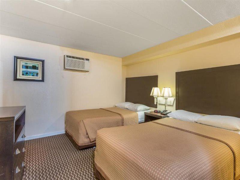 Travelodge By Wyndham Suites Virginia Beach Oceanfront Zewnętrze zdjęcie