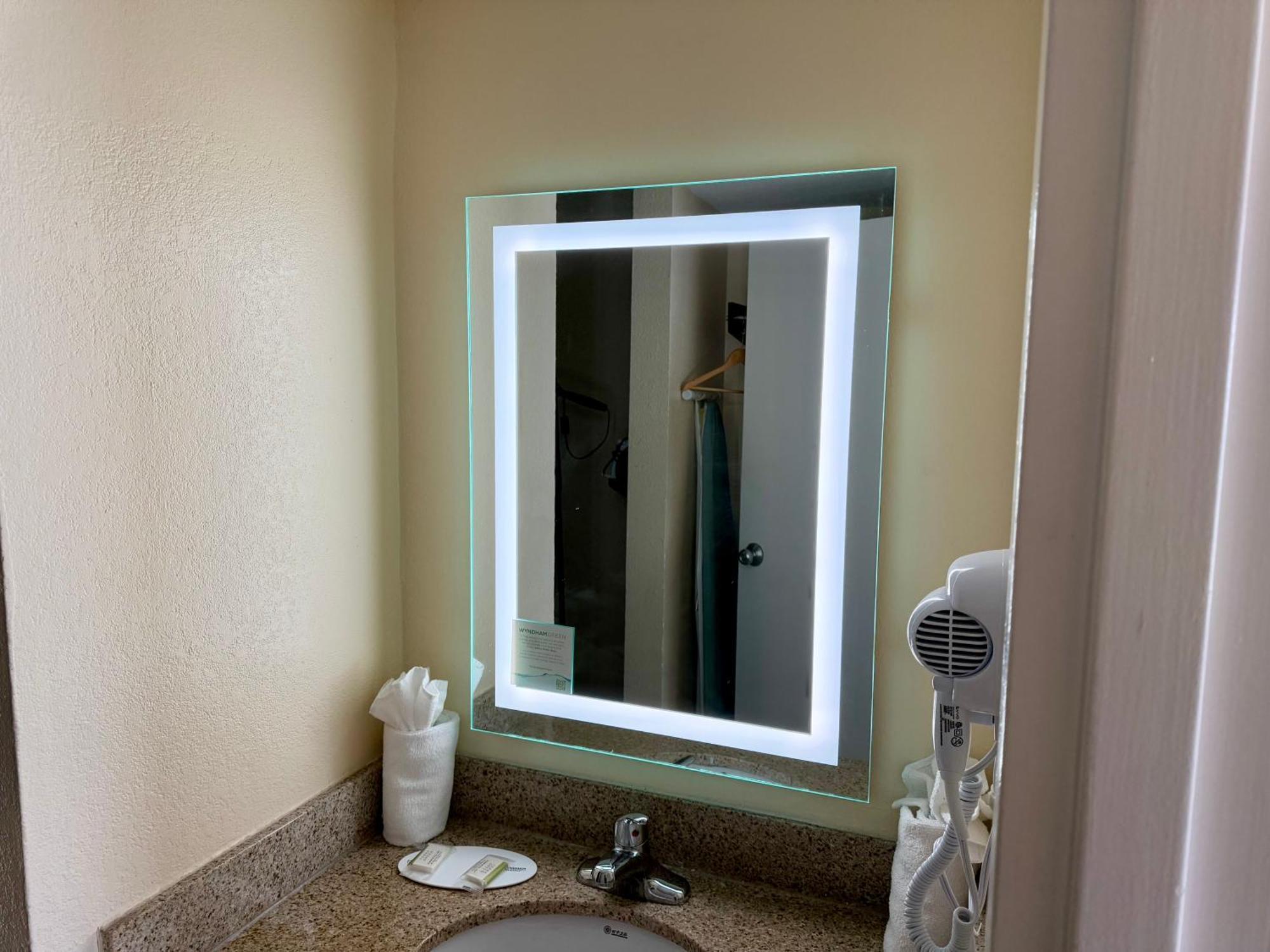 Travelodge By Wyndham Suites Virginia Beach Oceanfront Zewnętrze zdjęcie