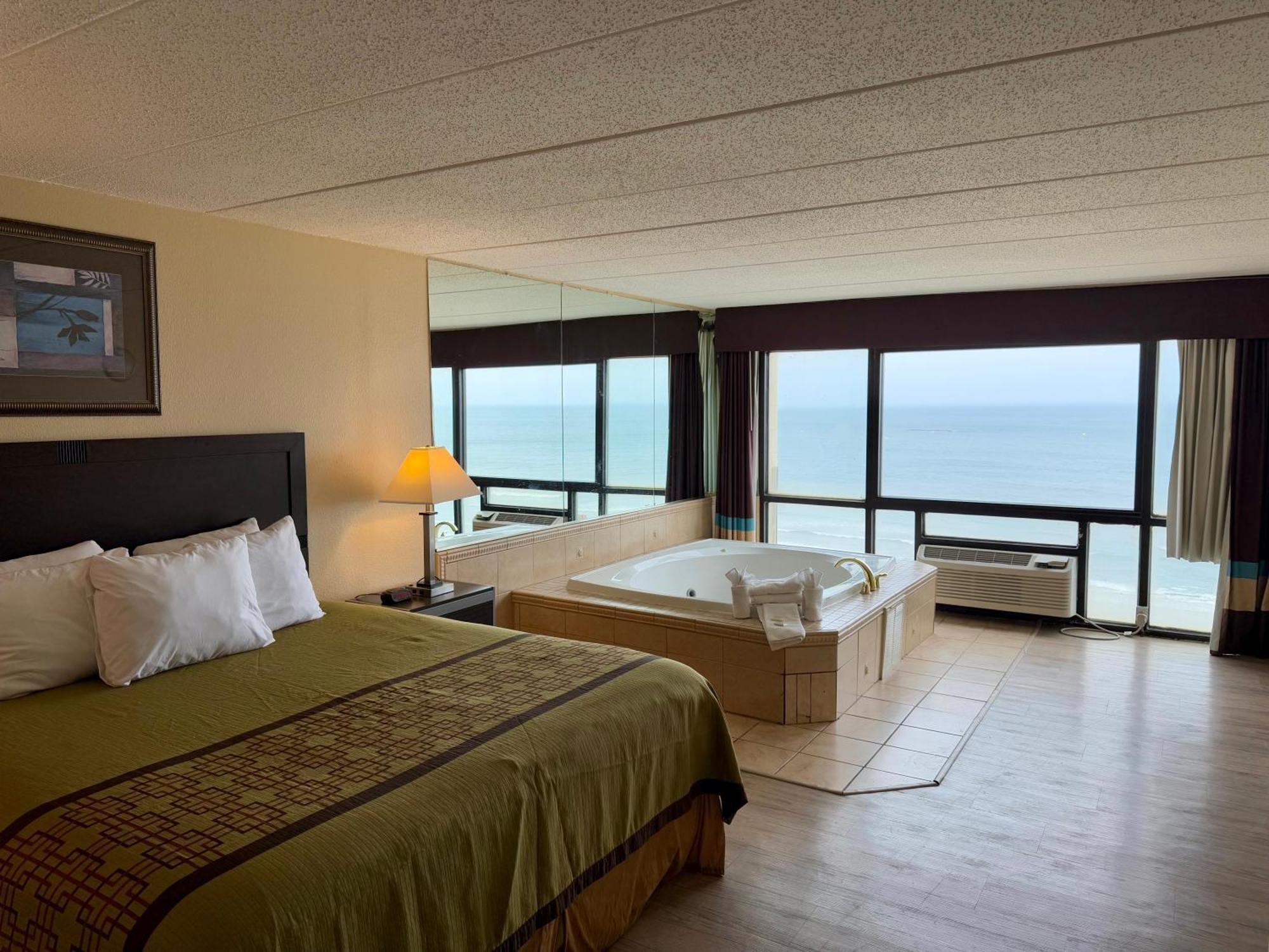 Travelodge By Wyndham Suites Virginia Beach Oceanfront Zewnętrze zdjęcie